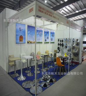 东莞帆天工厂 优质铝合金折叠桌脚一站式供应，赋能家具产业升级